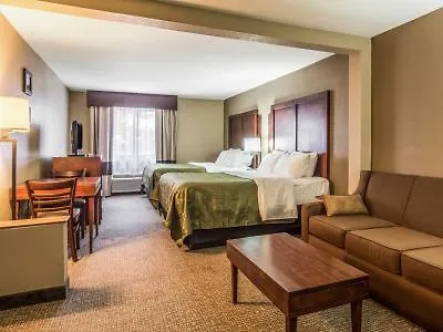 Quality & Near I-57 Hotel